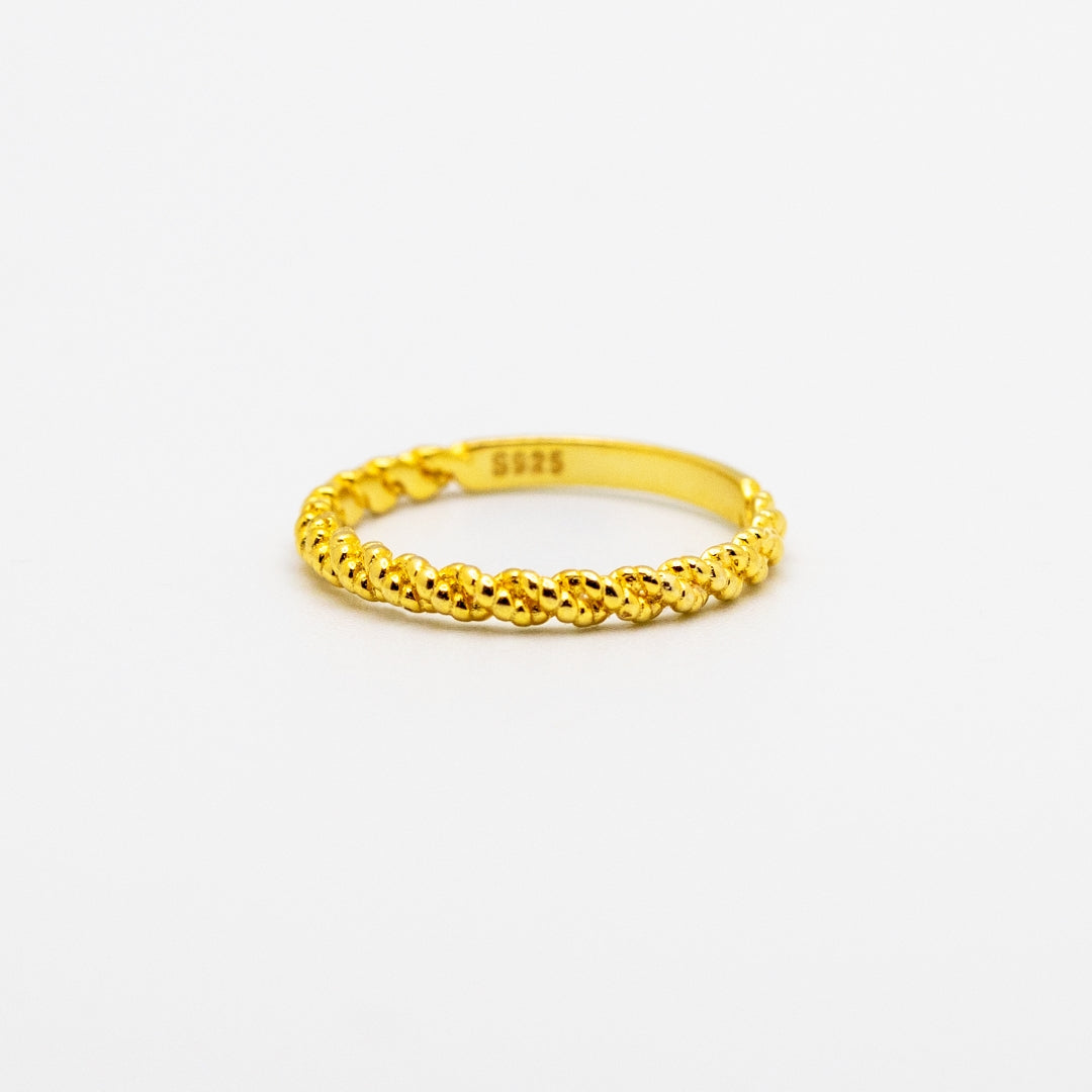 Golden Twirl Sterling Ring 18K