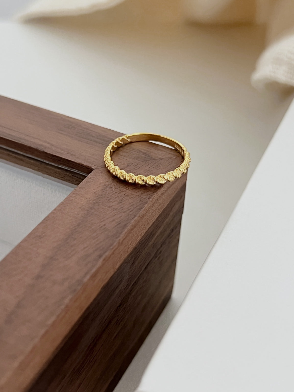 Golden Twirl Sterling Ring 18K