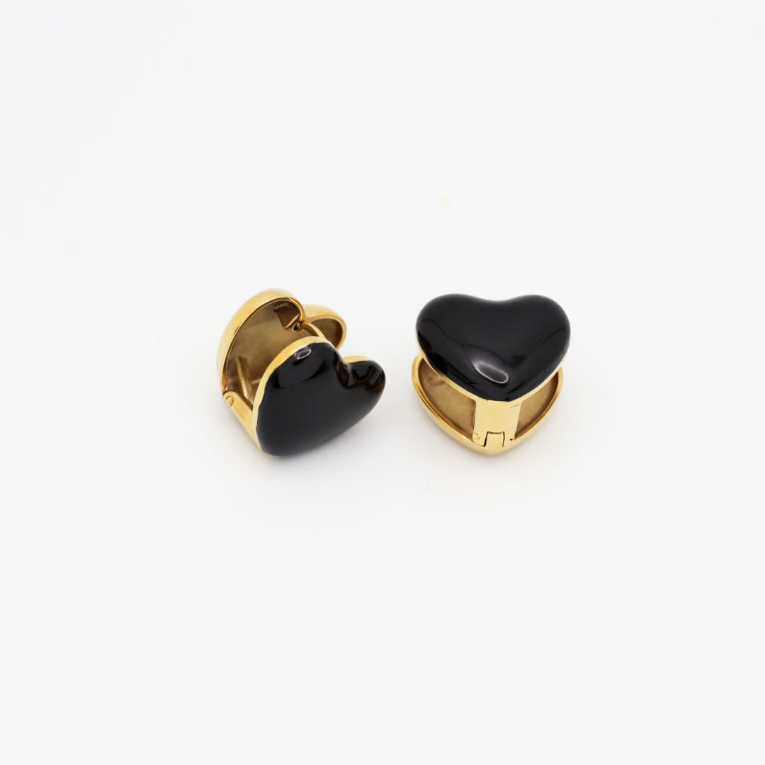 Heartfelt Oil Drop Earrings 18k