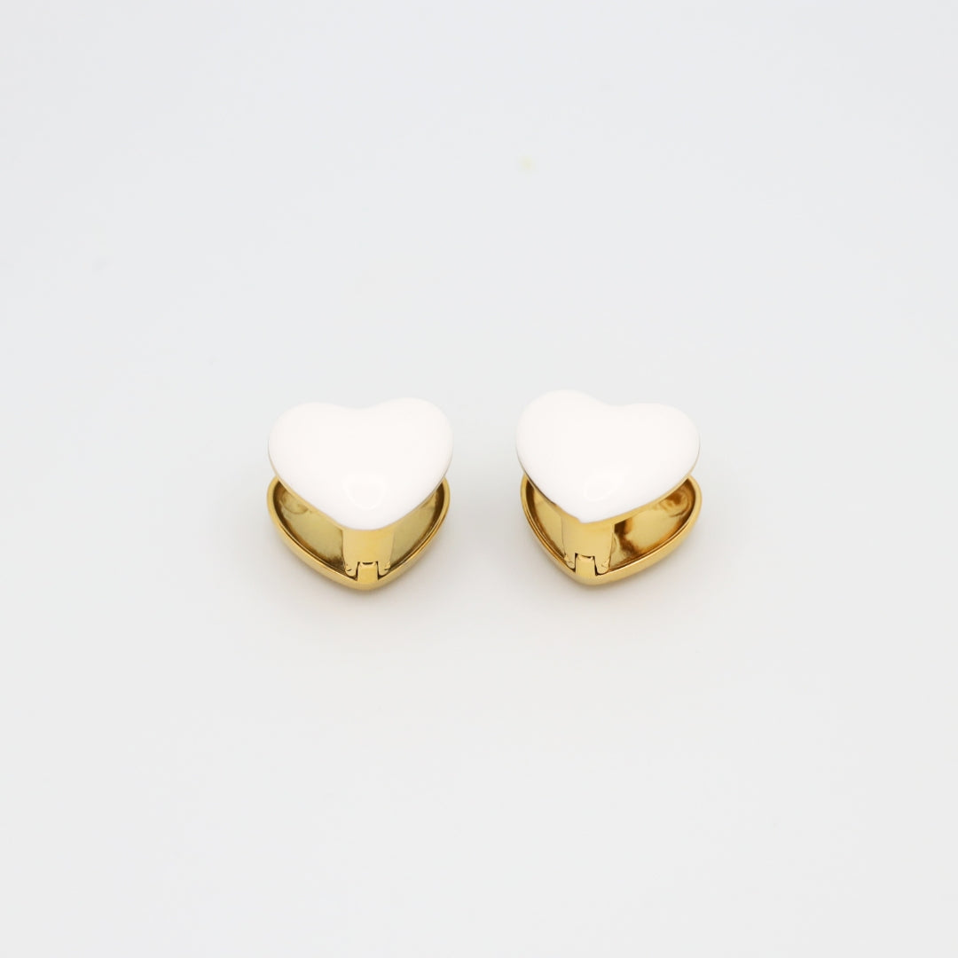 Heartfelt Oil Drop Earrings 18k