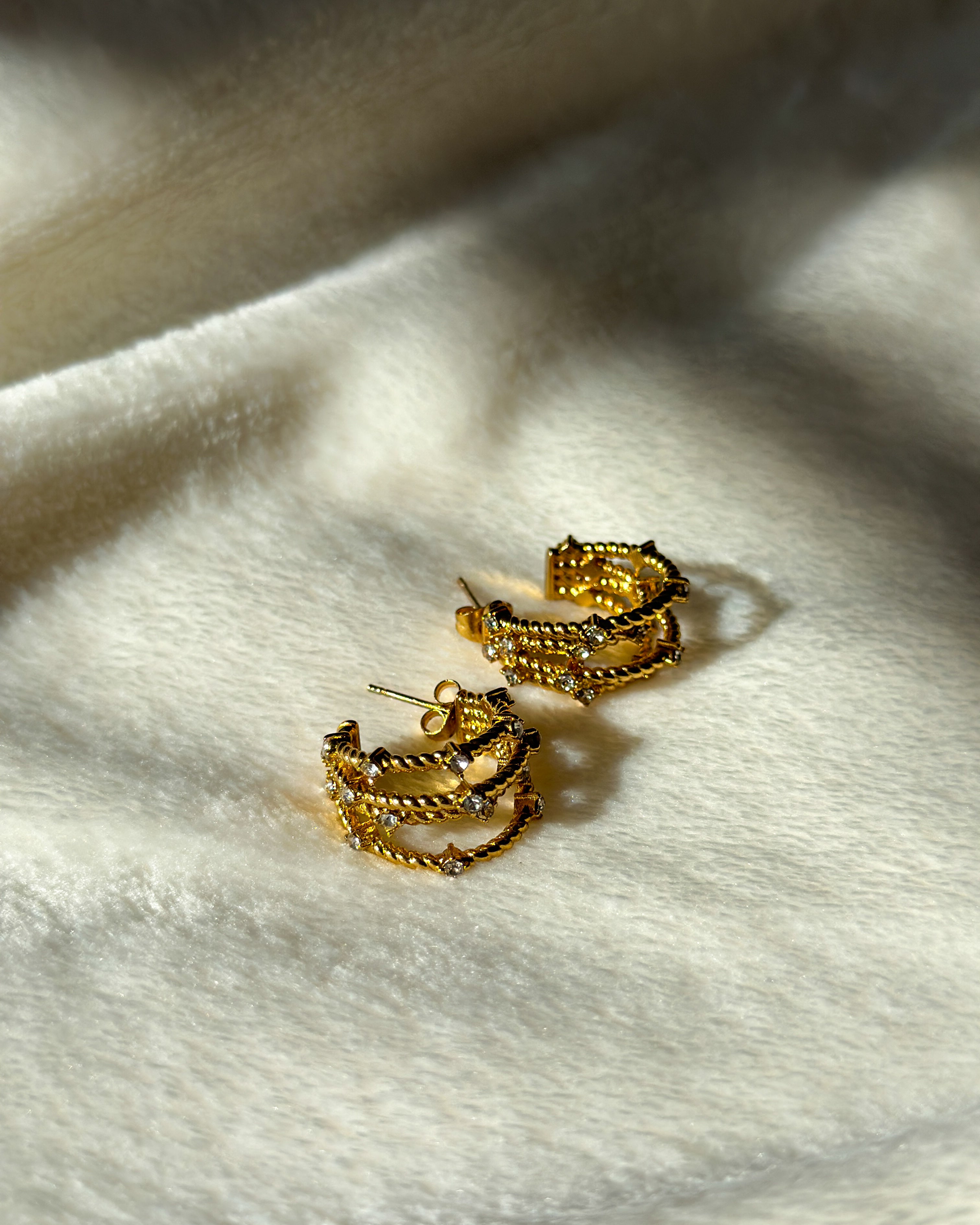 Ethereal Elegance Twisted Earrings 18k