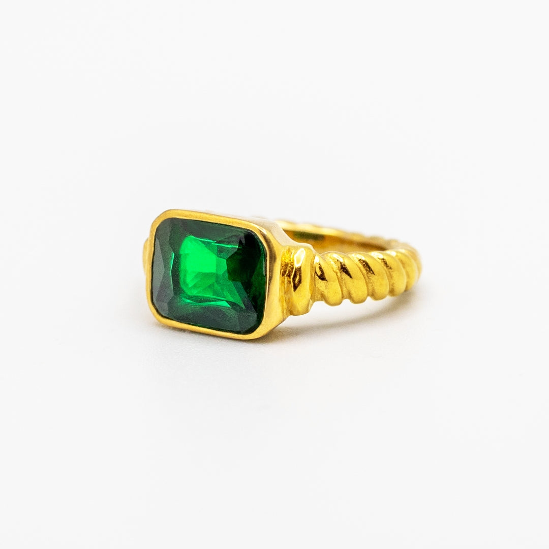 Retro Luxe Emerald 18k Ring