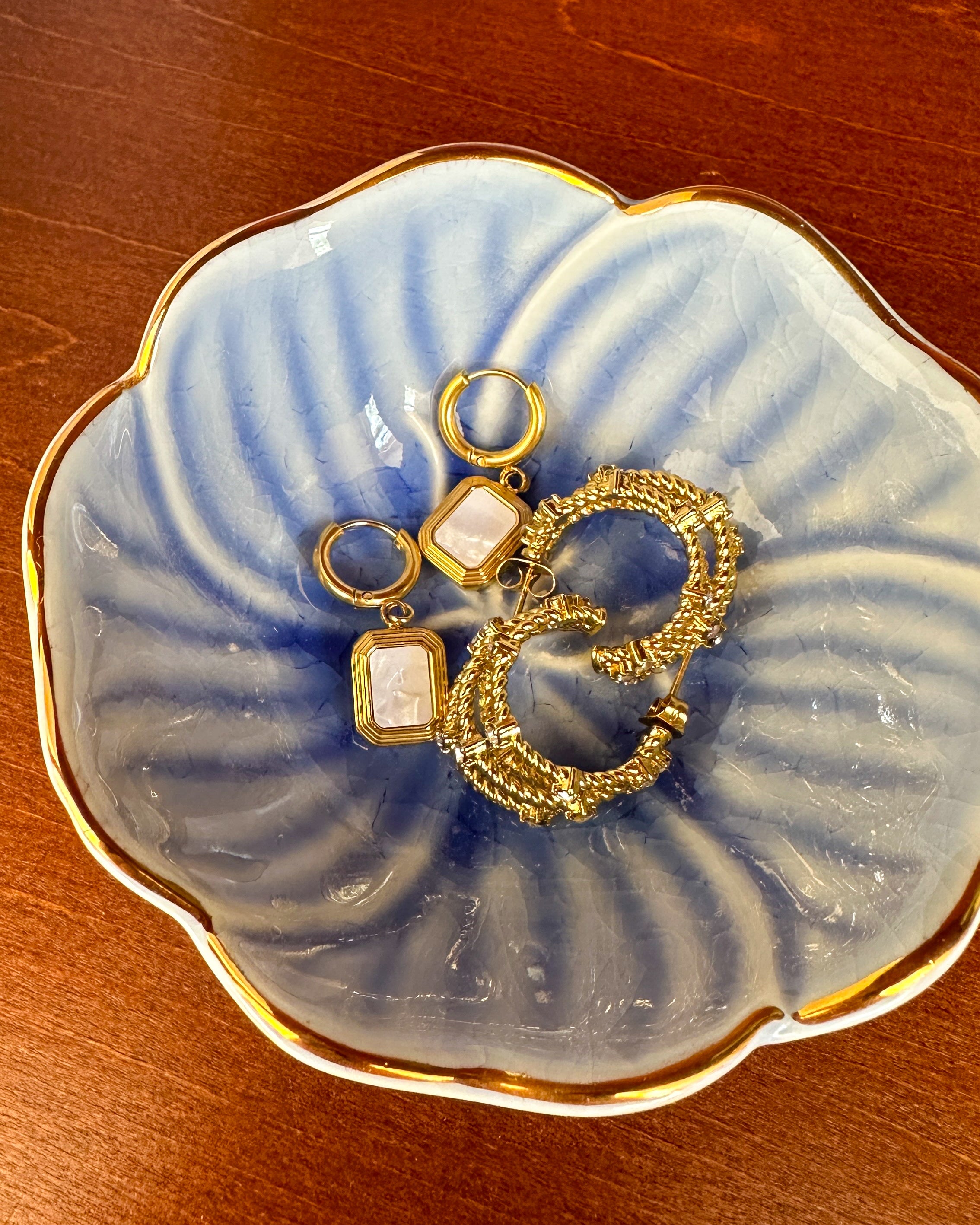 Ethereal Elegance Twisted Earrings 18k